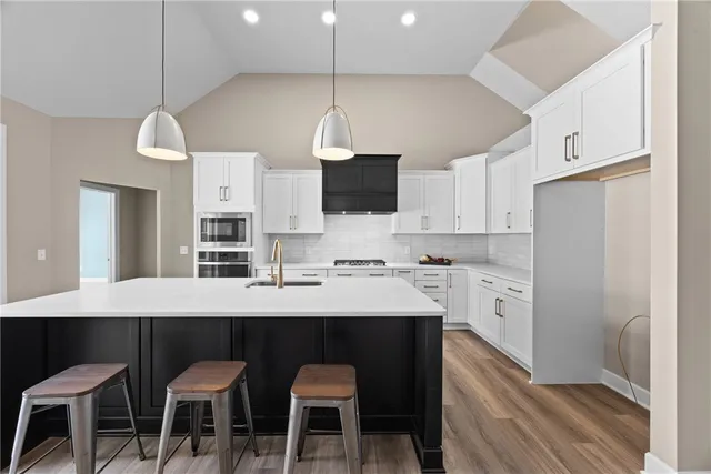 $603,700 | 17 Eagle Hollow, Penfield, NY 14526