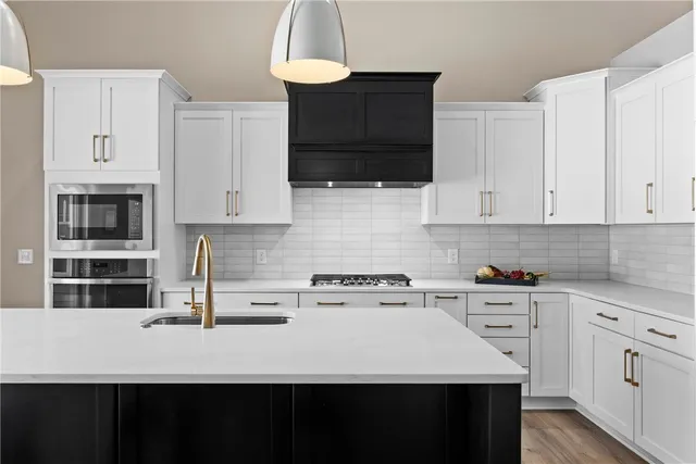 $603,700 | 17 Eagle Hollow, Penfield, NY 14526