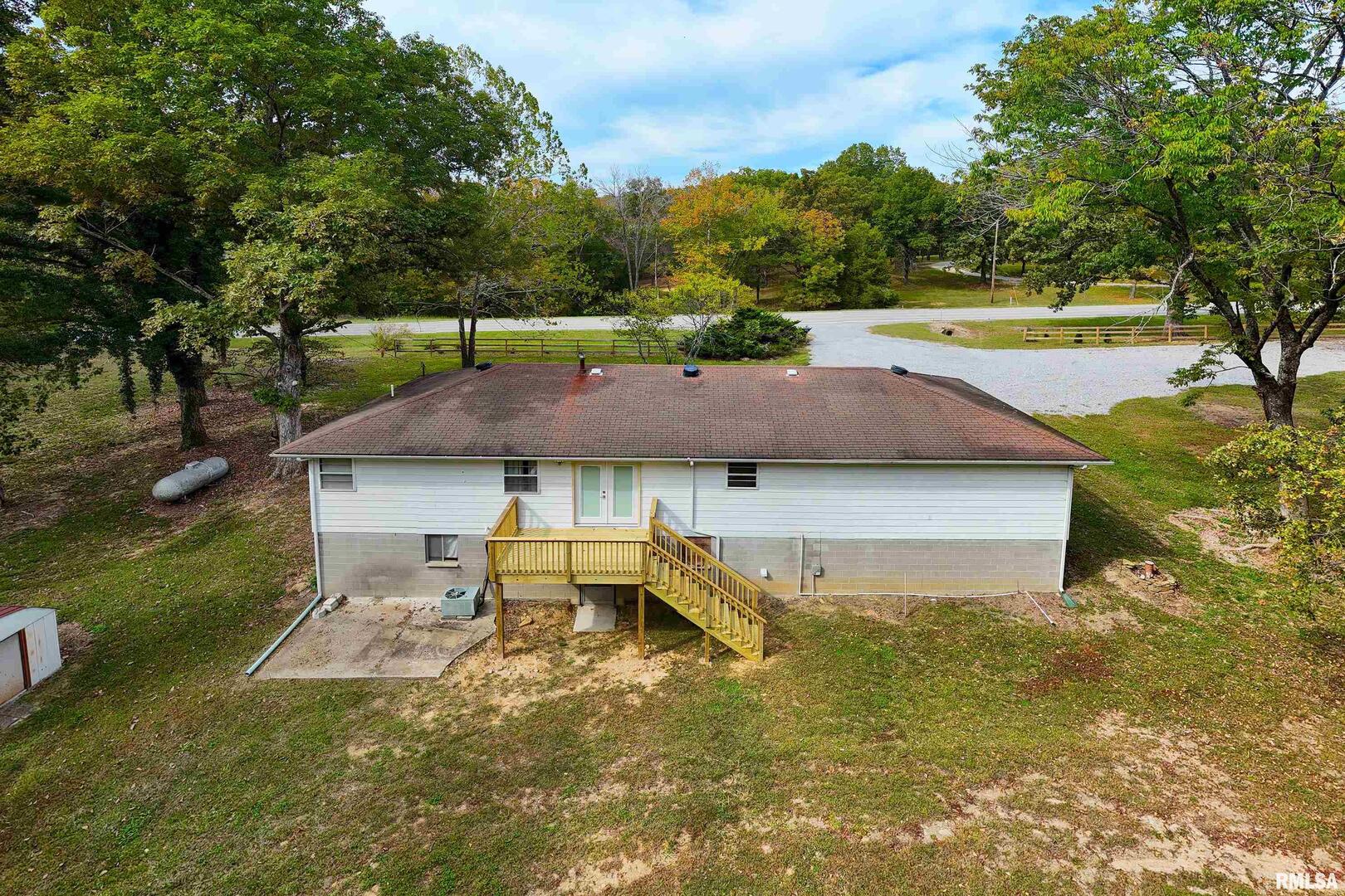 8375 Highway 145 Harrisburg, IL 62946 - Photo 11 of 43