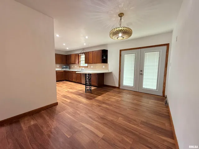 $229,000 | 8375 Highway 145, Harrisburg, IL 62946