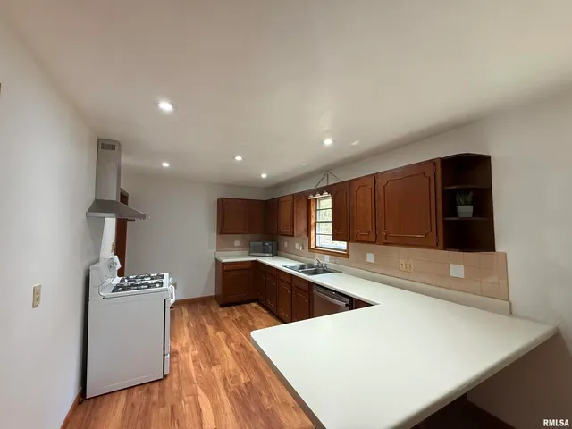 $229,000 | 8375 Highway 145, Harrisburg, IL 62946