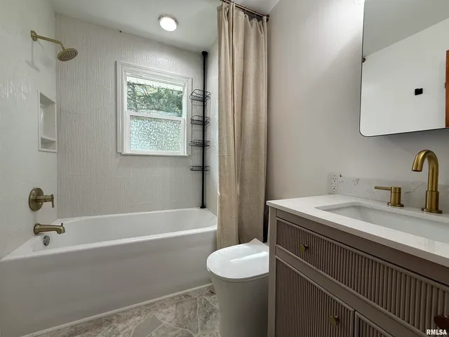 $229,000 | 8375 Highway 145, Harrisburg, IL 62946