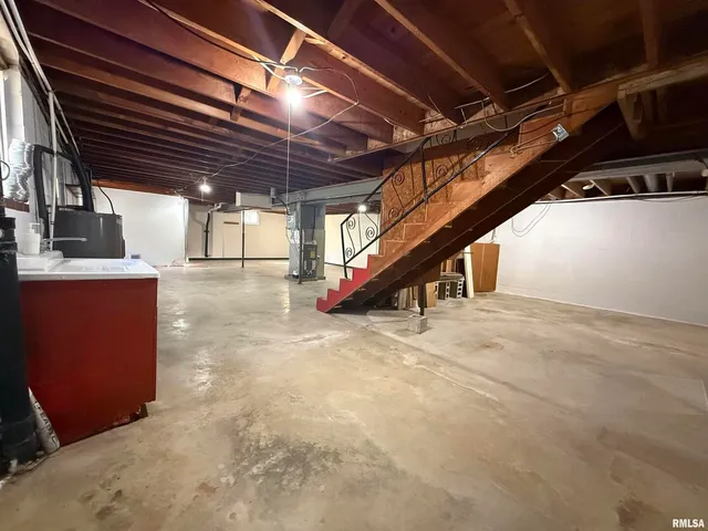 $229,000 | 8375 Highway 145, Harrisburg, IL 62946