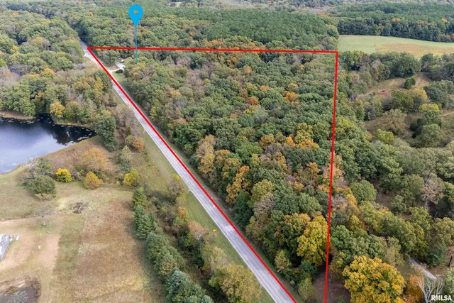 $229,000 | 8375 Highway 145, Harrisburg, IL 62946