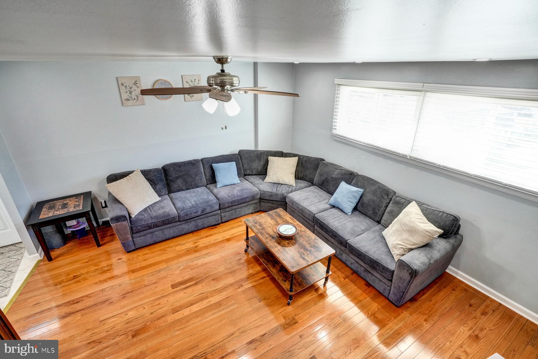 822 Avon Road Philadelphia, PA 19116 - Photo 11 of 37