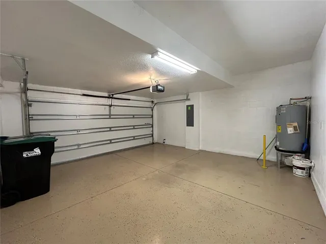 $2,495 | 3965 Plainview Drive, Orlando, FL 32824