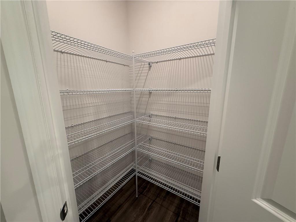 145 Green Row Calhoun, GA 30701 - Photo 5 of 16