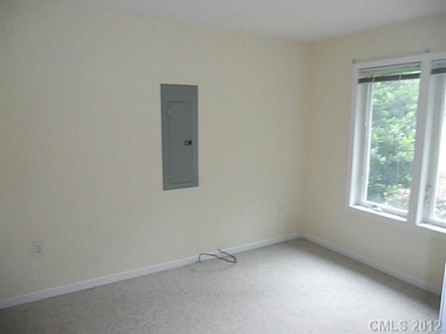 301 Commodore Loop Mooresville, NC 28117 - Photo 10 of 16 an empty room with a window
