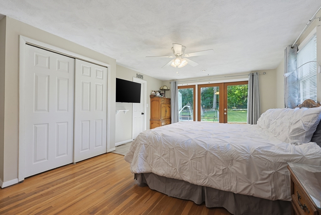 8 Pontiac Road Walpole, MA 02081 - Photo 17 of 37 Gallery Image 17