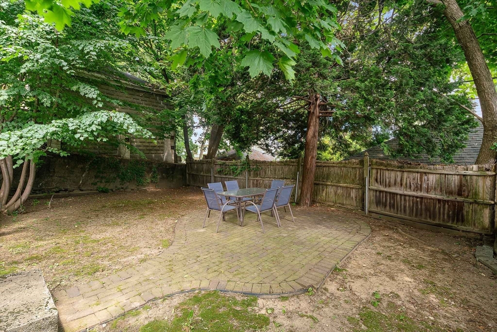 31 Mason Street, Unit 31 Somerville, MA 02144 - Photo 23 of 24