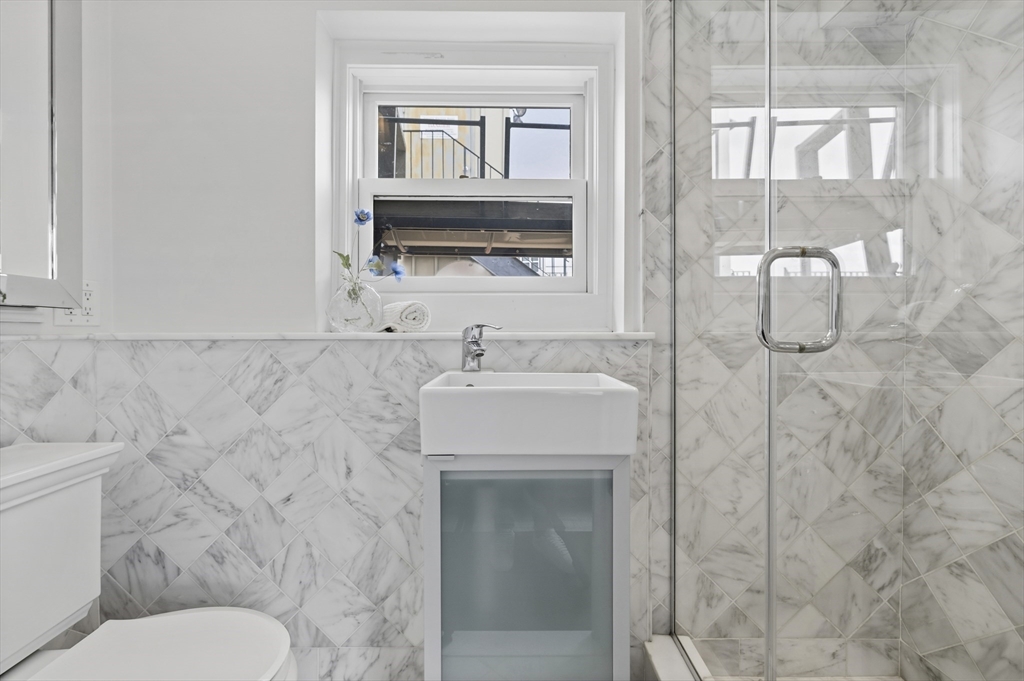 124 Beacon Street, Unit PH1 Boston, MA 02116 - Photo 14 of 15