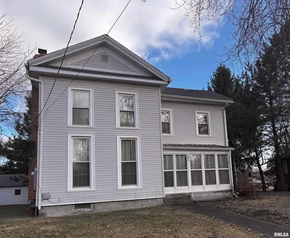$117,500 | 427 Day Street, Galesburg, IL 61401