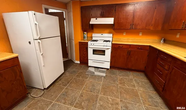 $109,500 | 427 Day Street, Galesburg, IL 61401