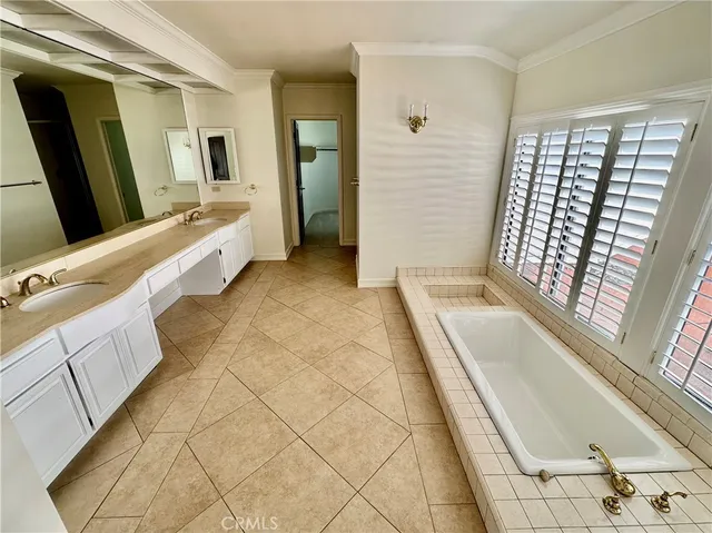 $7,850 | 12 Country Meadow Road, Rolling Hills Estates, CA 90274