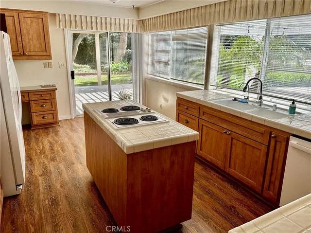 $7,850 | 12 Country Meadow Road, Rolling Hills Estates, CA 90274