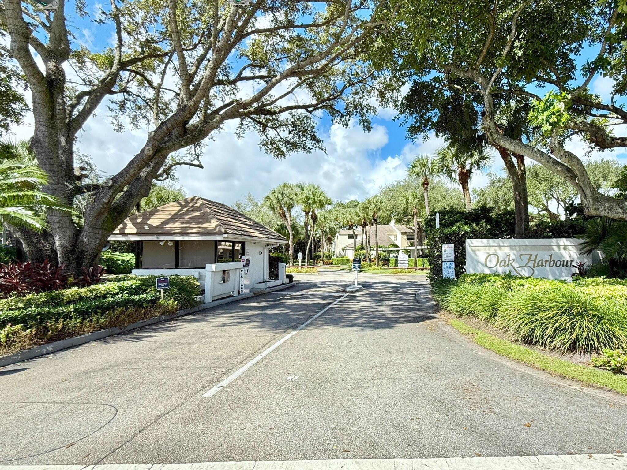 811 Oak Harbour Drive Juno Beach, FL 33408 - Photo 20 of 48 Gated Entrance