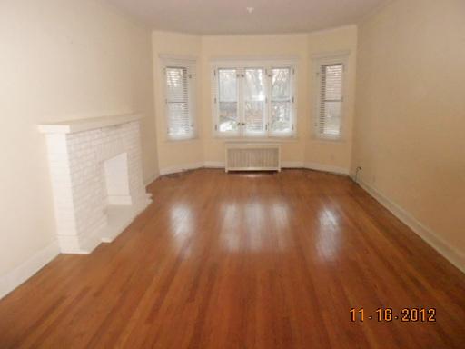 69 Longcommon Road, Unit C2 Riverside, IL 60546 - Photo 3 of 11