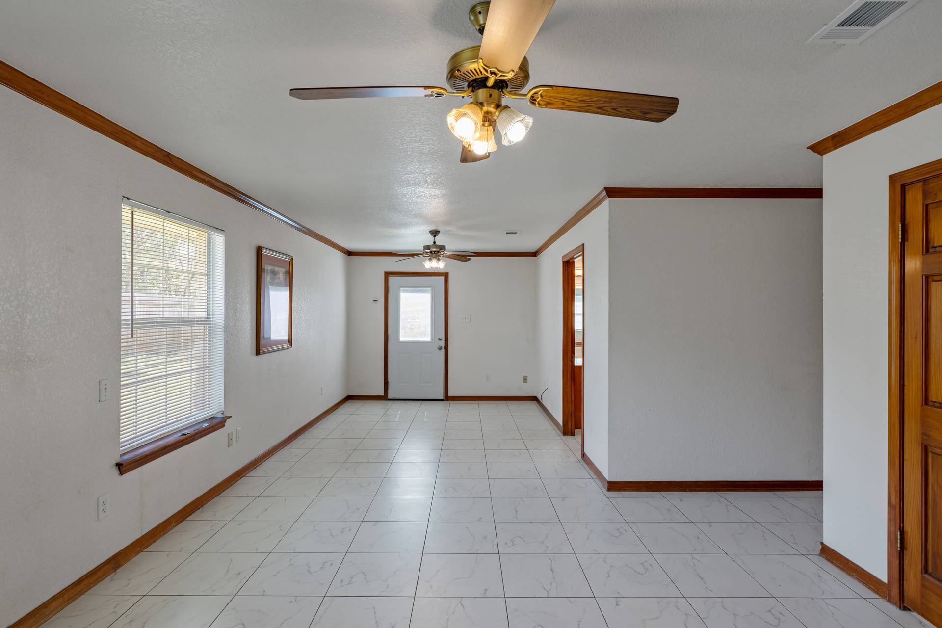 101 Oak Ridge Circle Georgetown, TX 78628 - Photo 19 of 35