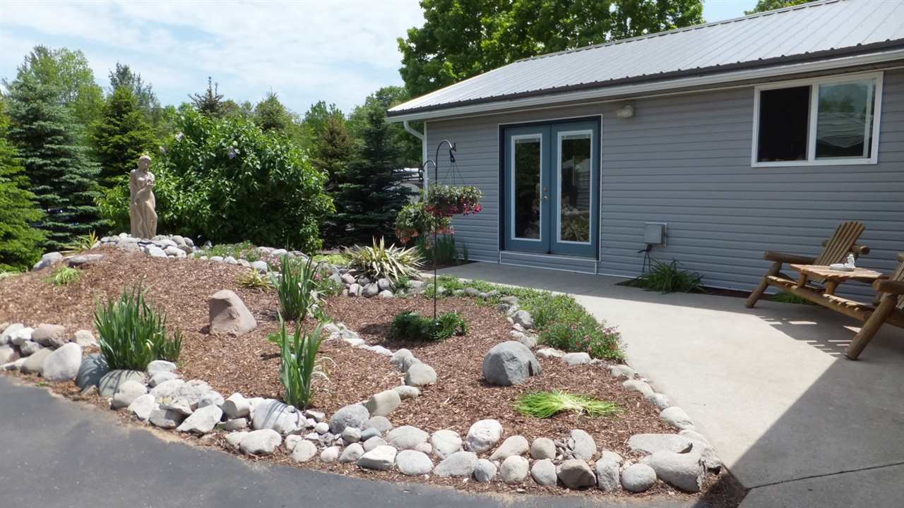 3818 North Reynolds Road Interlochen, MI 49643 - Photo 40 of 47 1833330-45.JPG