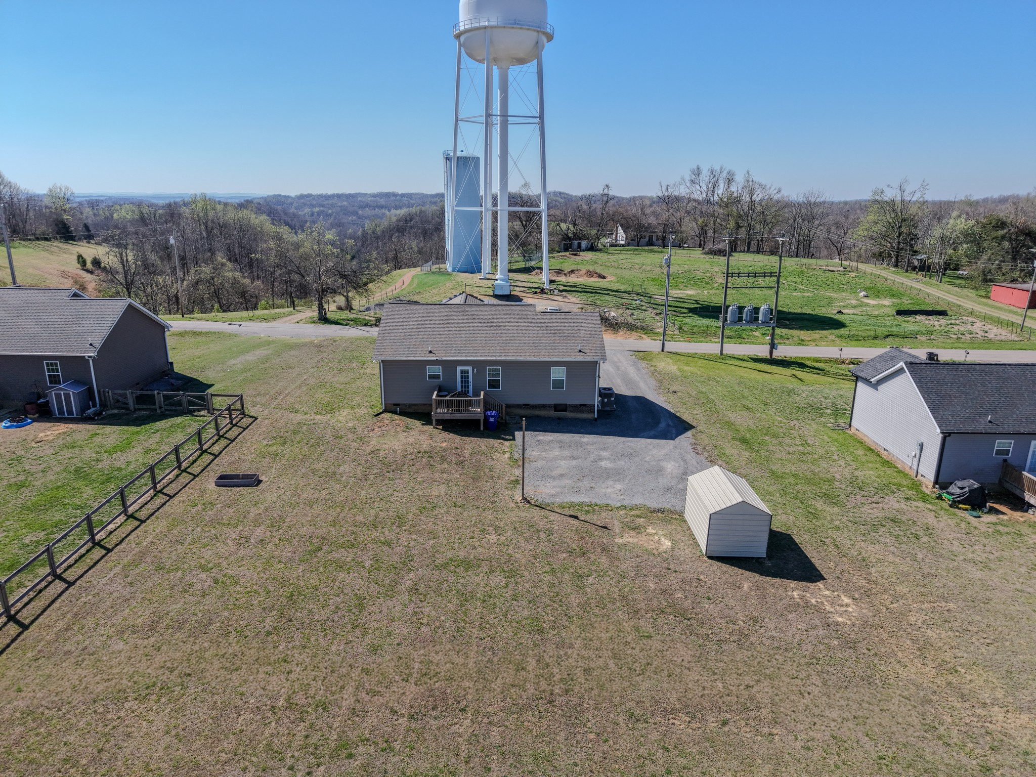 451 James Whitefield Road Bethpage, TN 37022 - Photo 10 of 52