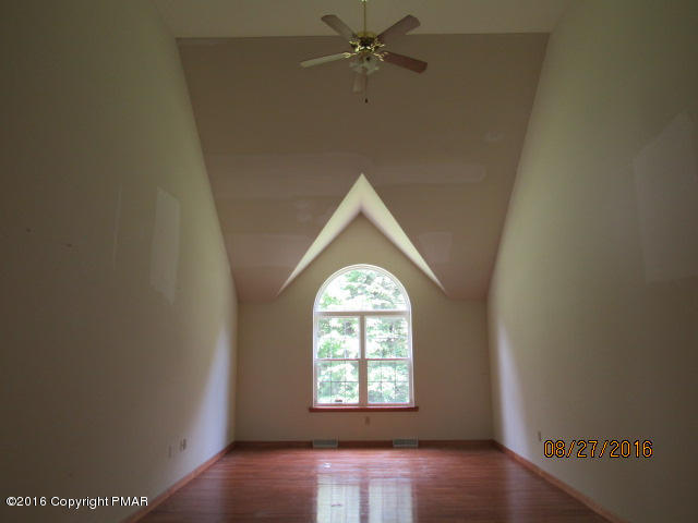 1165 Old Sawmill Road Kunkletown, PA 18058 - Photo 8 of 17 Sawmill Great Room