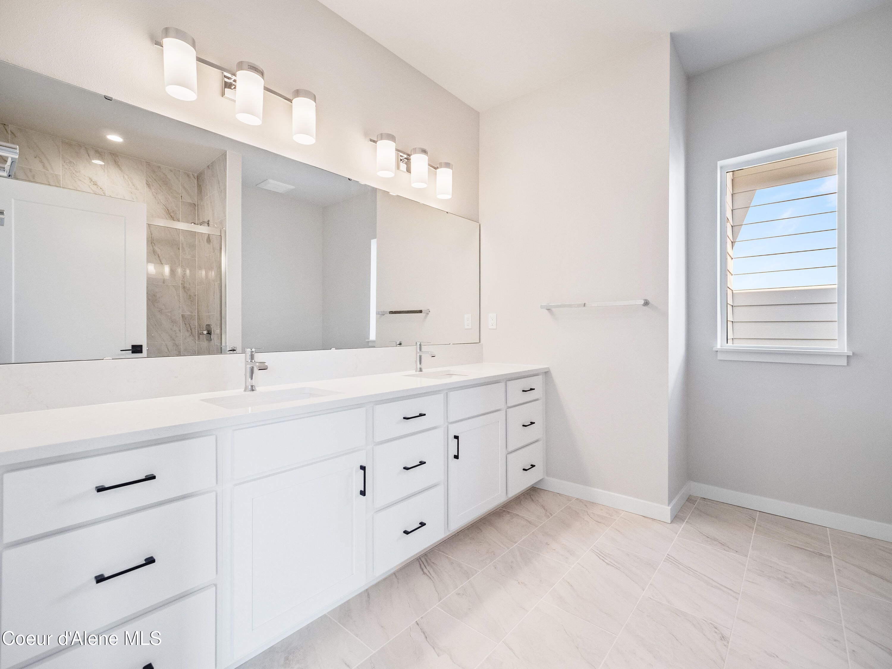 1035 East RR Avenue Post Falls, ID 83854 - Photo 20 of 43 web_Vista_1035_8_24_25