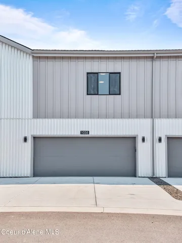 $685,000 | 1035 East RR Avenue, Post Falls, ID 83854