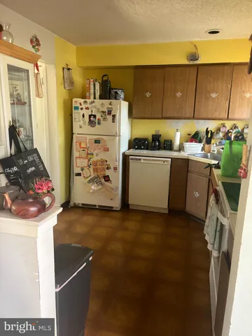 $155,000 | 205 Chanticleer, Cherry Hill, NJ 08003