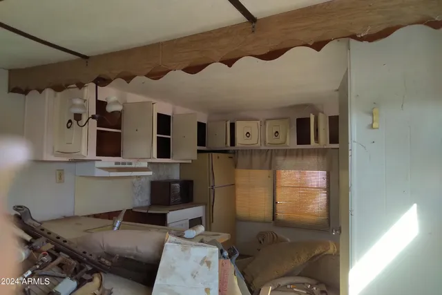 $300,000 | 65 South Mountain Road, Apache Junction, AZ 85120