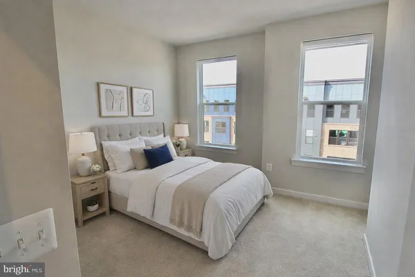 $695,000 | 4619 Olivine Drive, Chantilly, VA 20151