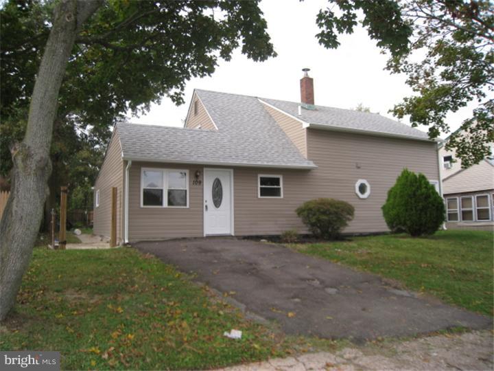 109 Goldengate Road Levittown, PA 19057 - Photo 1 of 23 Exterior