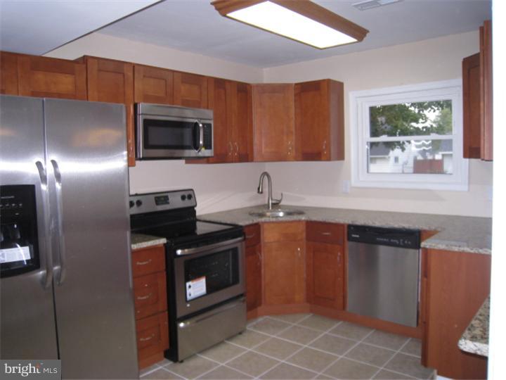 109 Goldengate Road Levittown, PA 19057 - Photo 3 of 23 Kitchen