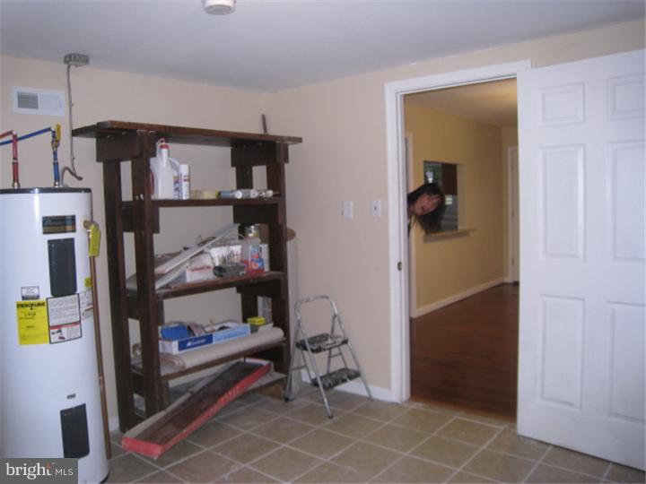 109 Goldengate Road Levittown, PA 19057 - Photo 21 of 23 Laundry Room