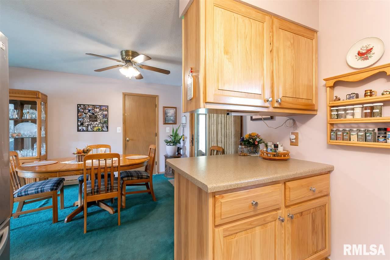 506 Westerfield Road Davenport, IA 52806 - Photo 11 of 24 Gallery Image 11