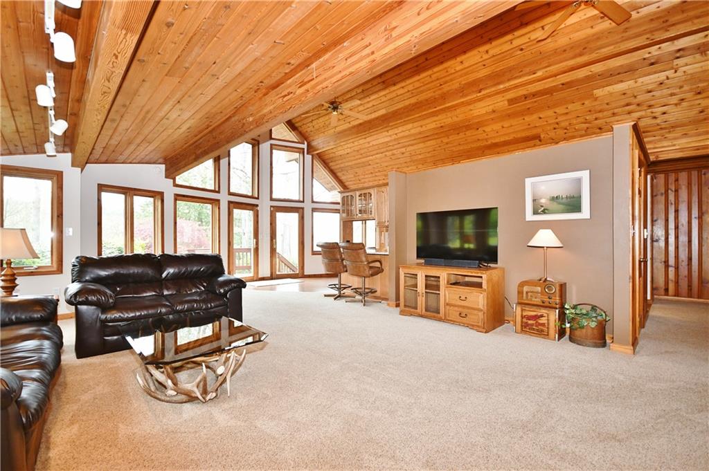 475 Martin Road Tarentum, PA 15084 - Photo 5 of 25