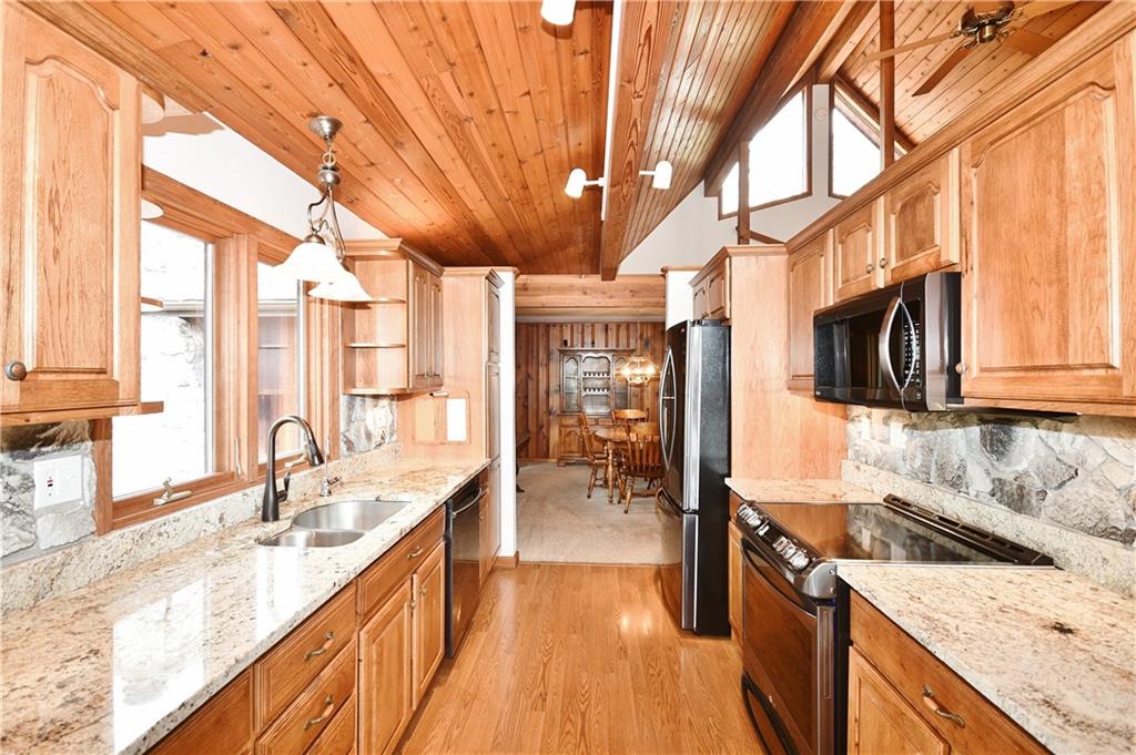 475 Martin Road Tarentum, PA 15084 - Photo 8 of 25