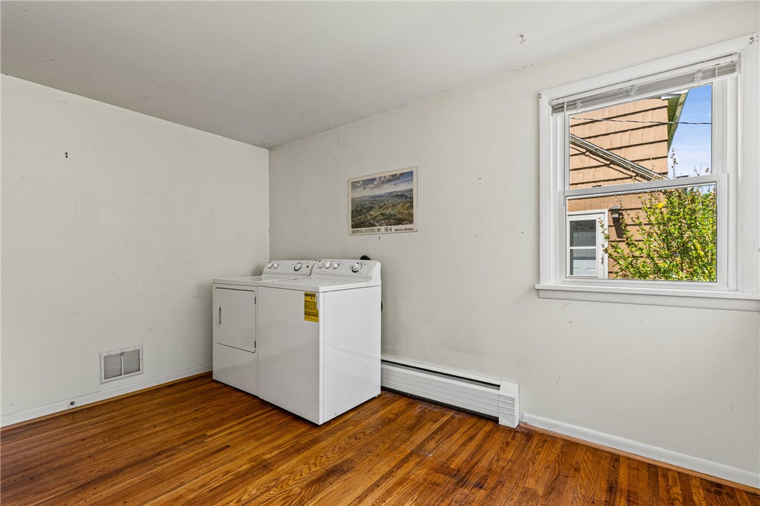166 Wood Road Greece, NY 14626 - Photo 15 of 46 2nd bedroom-1st floor