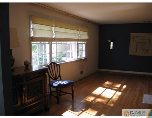 269 Colfax Road North Brunswick, NJ 08902 - Photo 13 of 14 Gallery Image 13