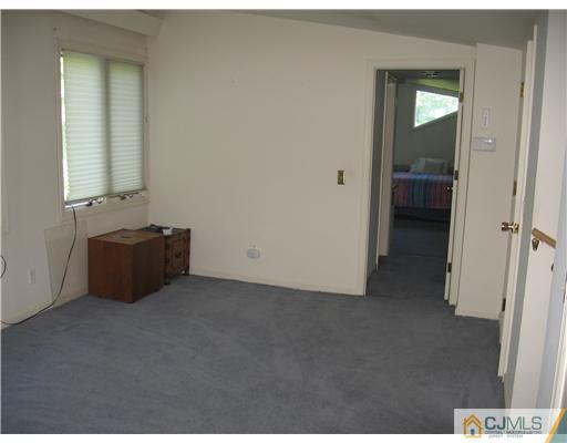 269 Colfax Road North Brunswick, NJ 08902 - Photo 9 of 14 Gallery Image 9