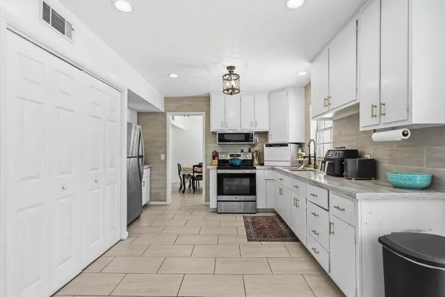 $305,000 | 168 Pierce Street, Jesup, GA 31545