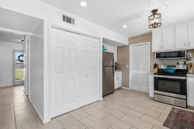 $305,000 | 168 Pierce Street, Jesup, GA 31545