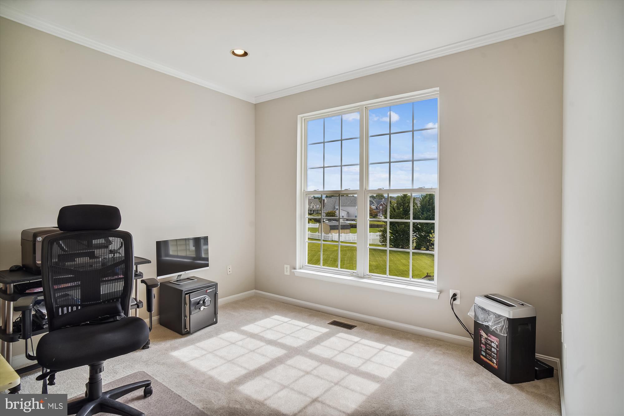 5911 Union Ridge Court Adamstown, MD 21710 - Photo 18 of 94 1 ST FLOOR OFFICE