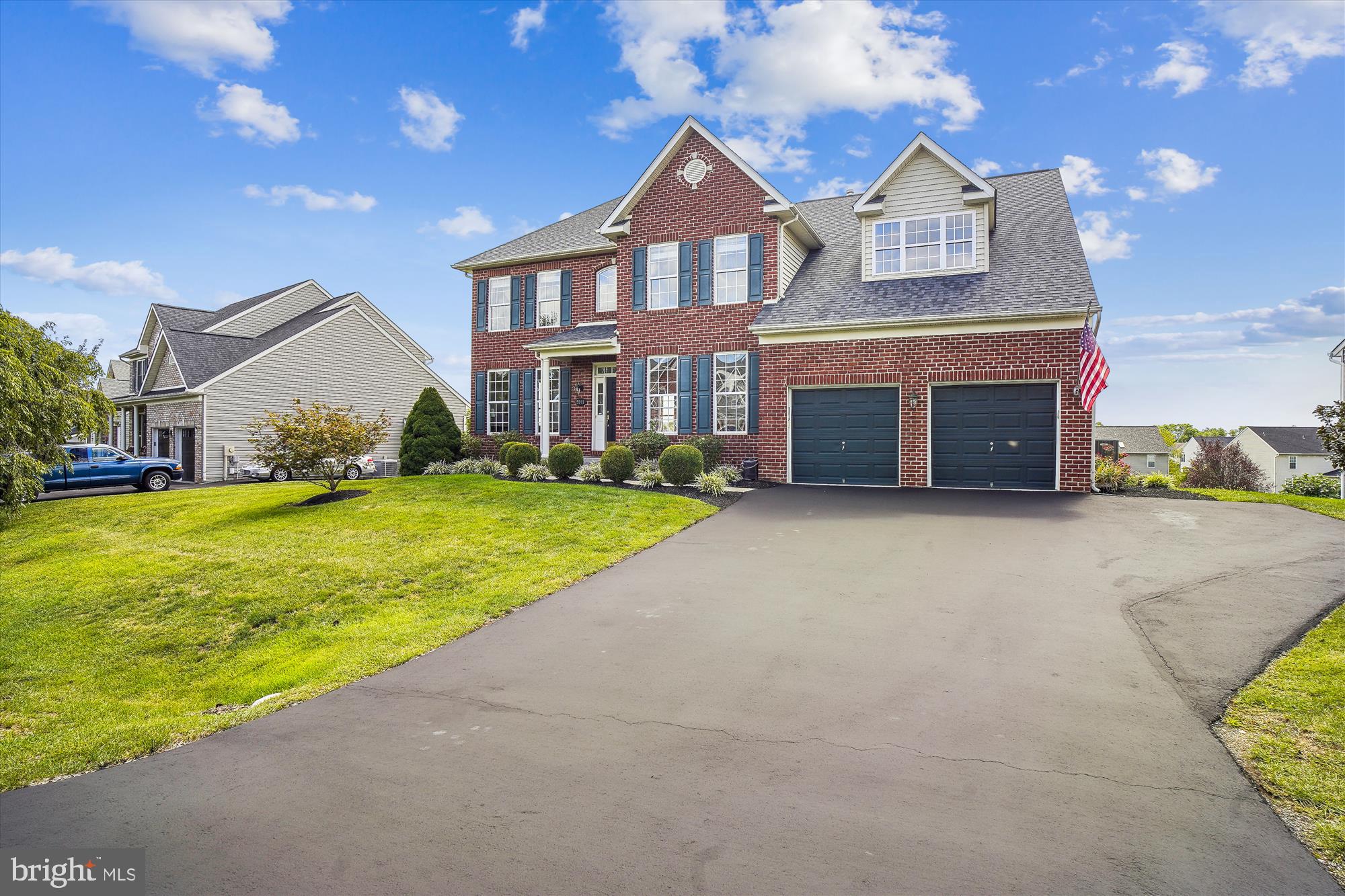 5911 Union Ridge Court Adamstown, MD 21710 - Photo 93 of 94 LARGE RESEALED DRIVEWAY WITH EXTRA PARKING