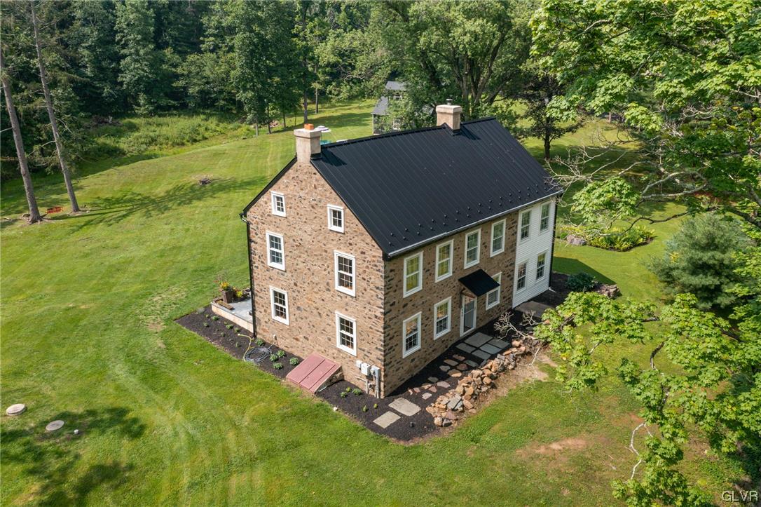 1590 California Road Quakertown, PA 18951 - Photo 2 of 32 Gallery Image 2