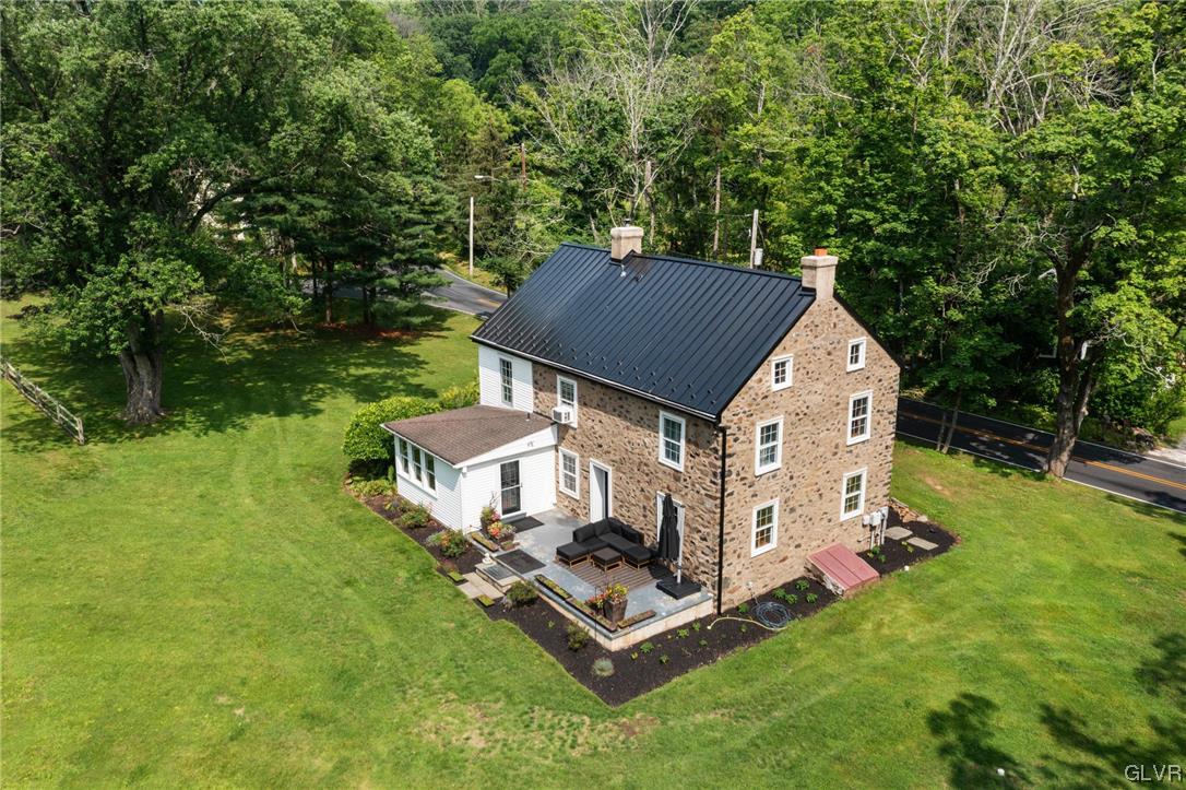 1590 California Road Quakertown, PA 18951 - Photo 3 of 32 Gallery Image 3