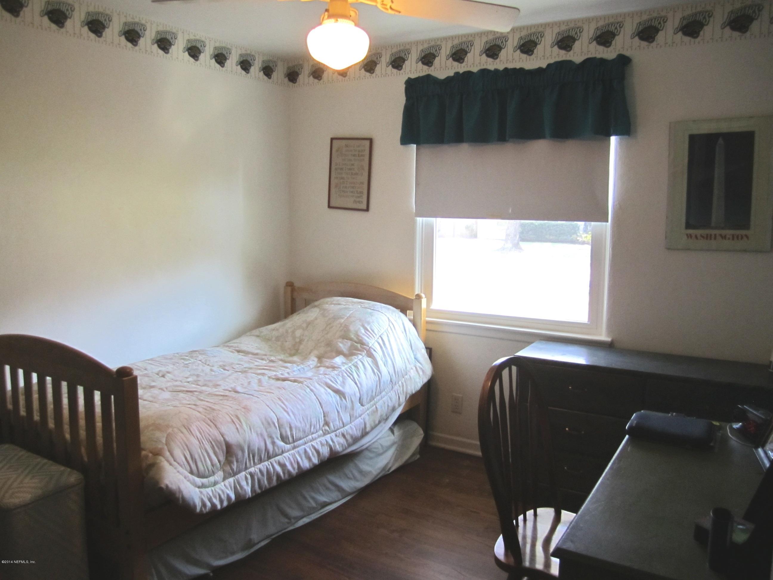 4677 Martingale Road Jacksonville, FL 32210 - Photo 11 of 24 Bedroom 2