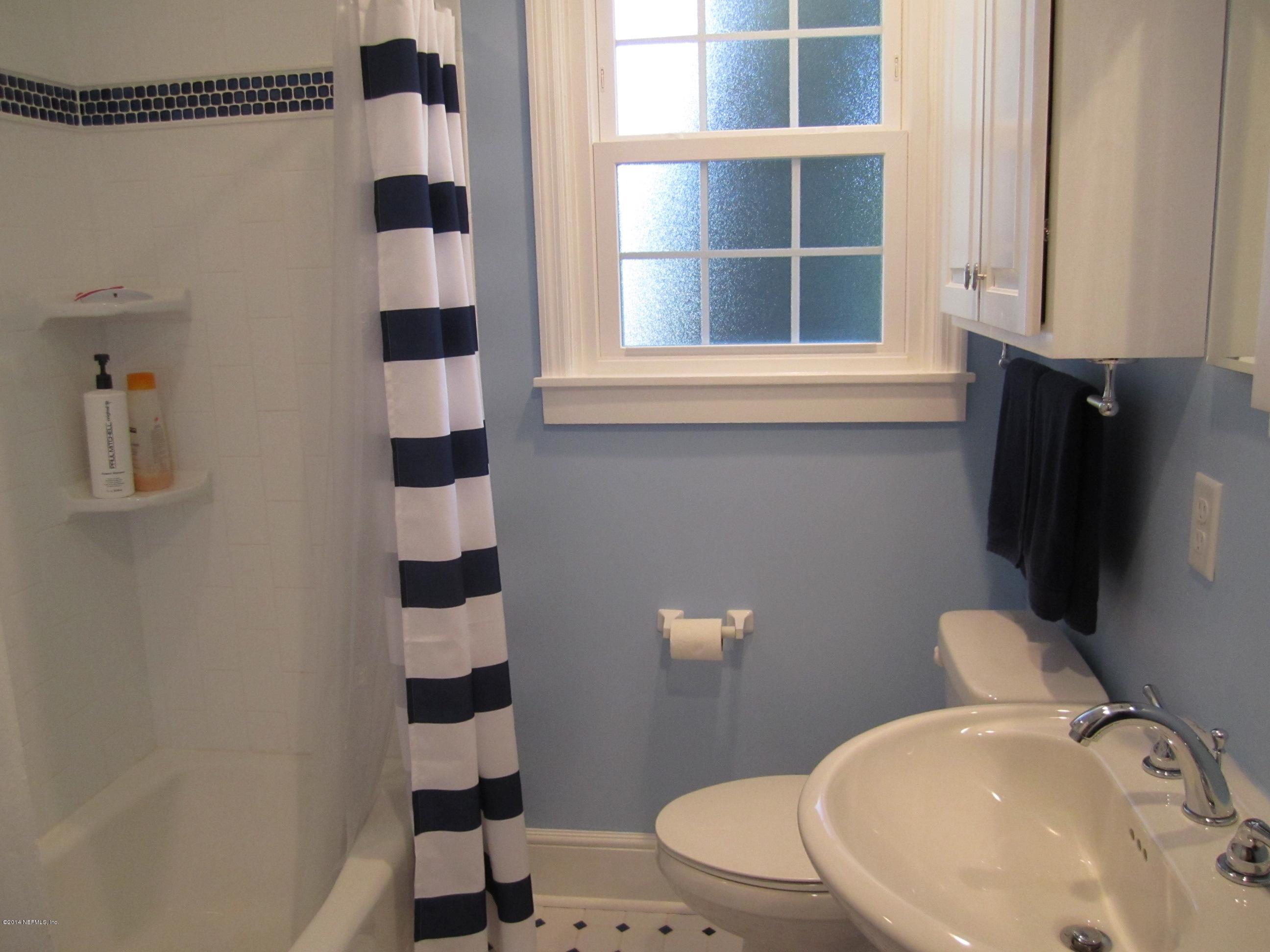 4677 Martingale Road Jacksonville, FL 32210 - Photo 13 of 24 Bath