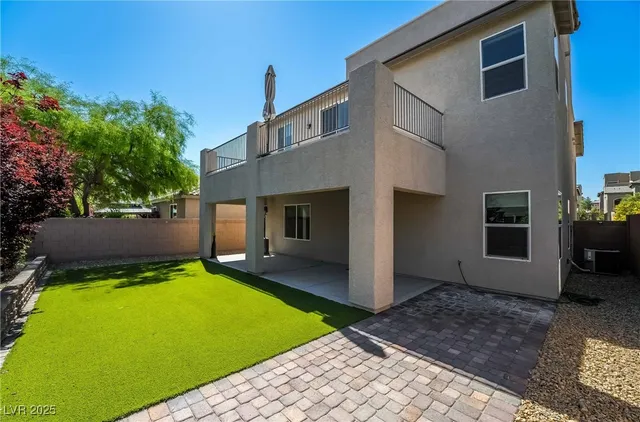 $2,750 | 8078 Encanterra Road, Las Vegas, NV 89113