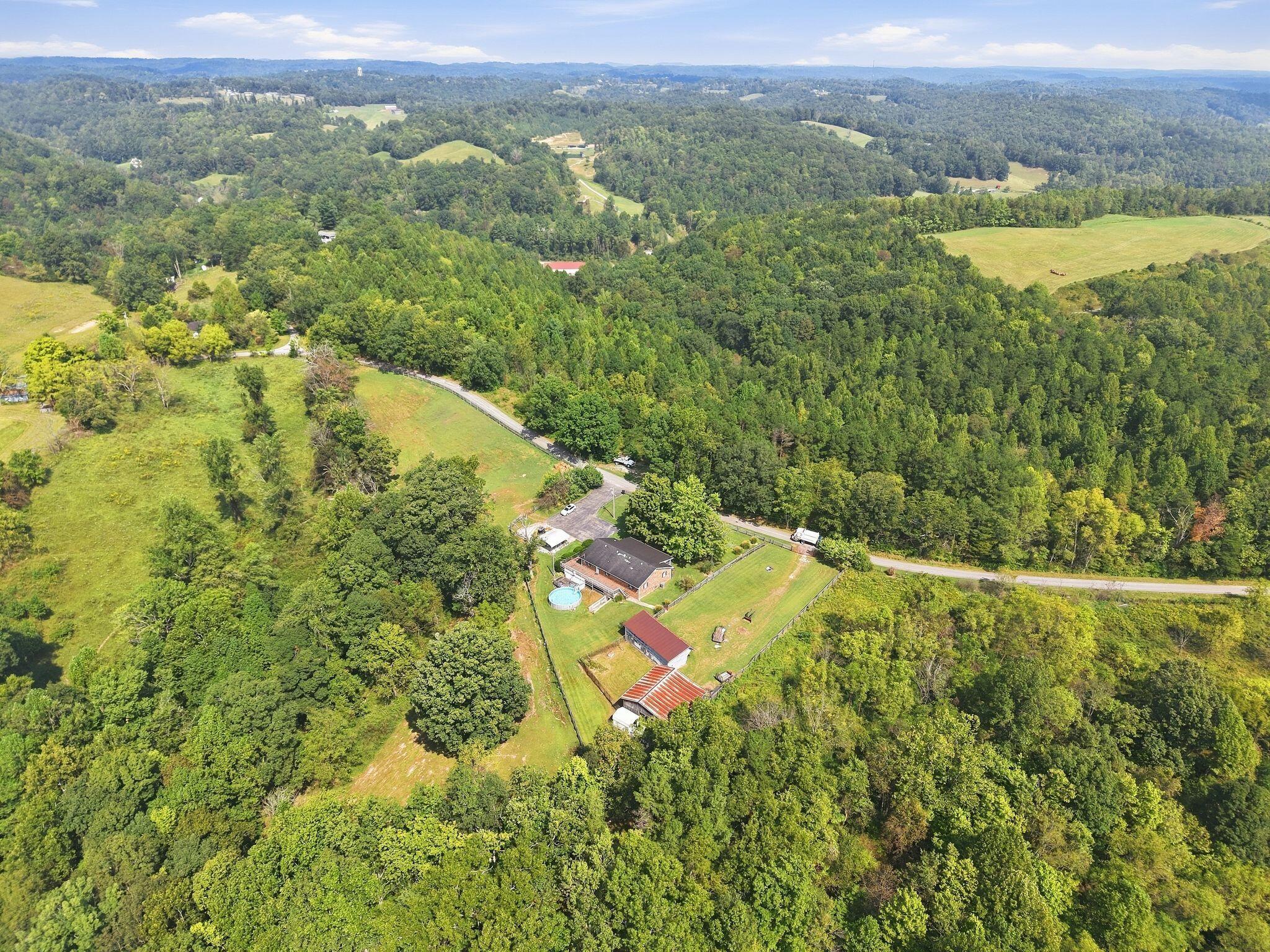 1300 Hurst School Road McKee, KY 40447 - Photo 57 of 72 3_dji_20260920084851_0272_d