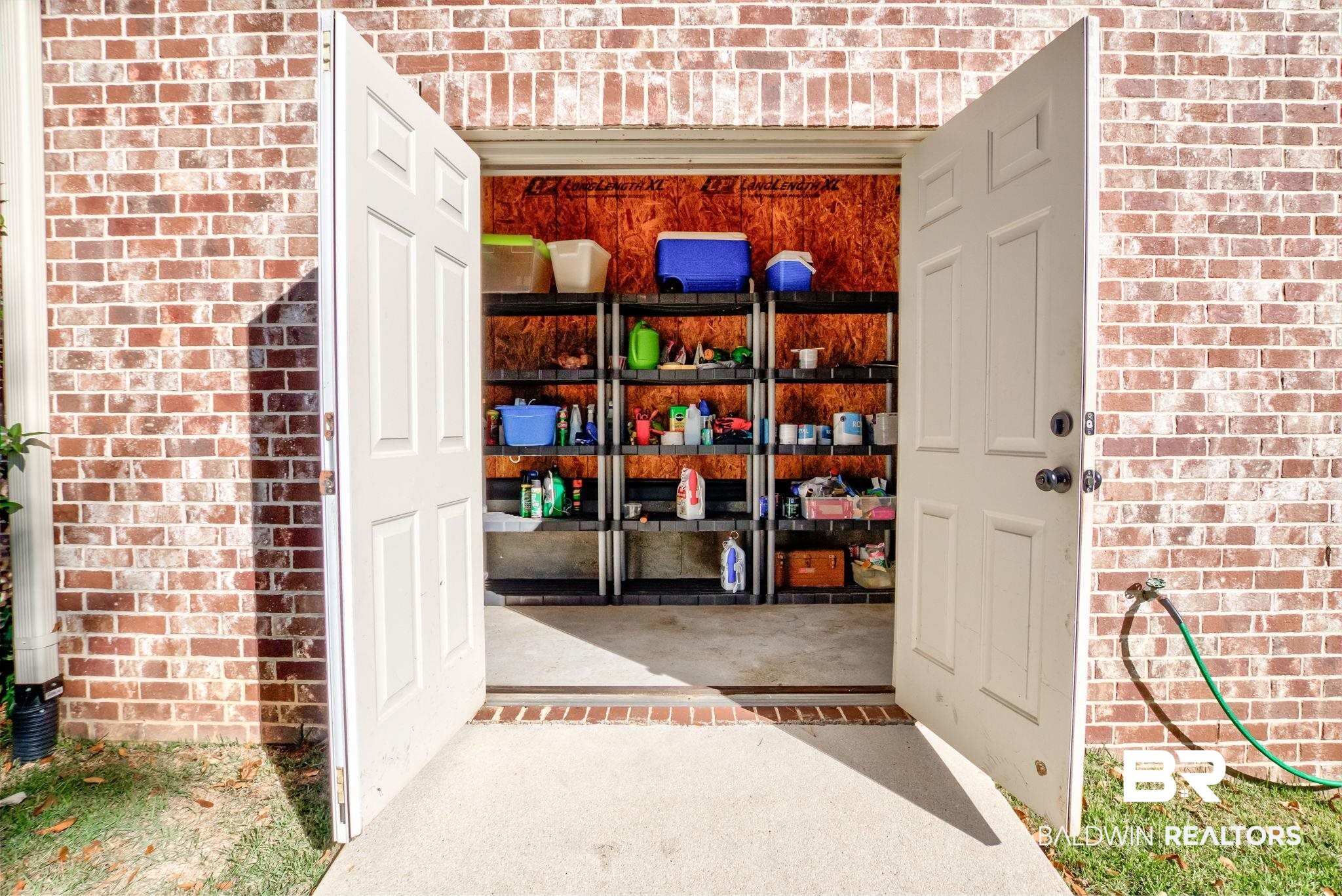 424 Craftsman Avenue Fairhope, AL 36532 - Photo 5 of 34 Outside Storage closet